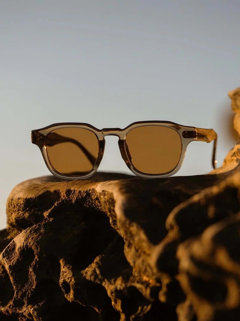 RAEN RUNE SUNGLASSES – Bratteli Family Stores display picture 3