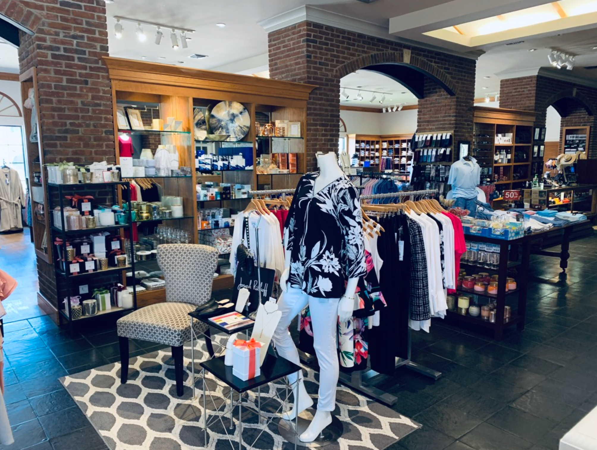 Hurwitz - Men's & Women's Clothing Store  Bratteli Family Stores