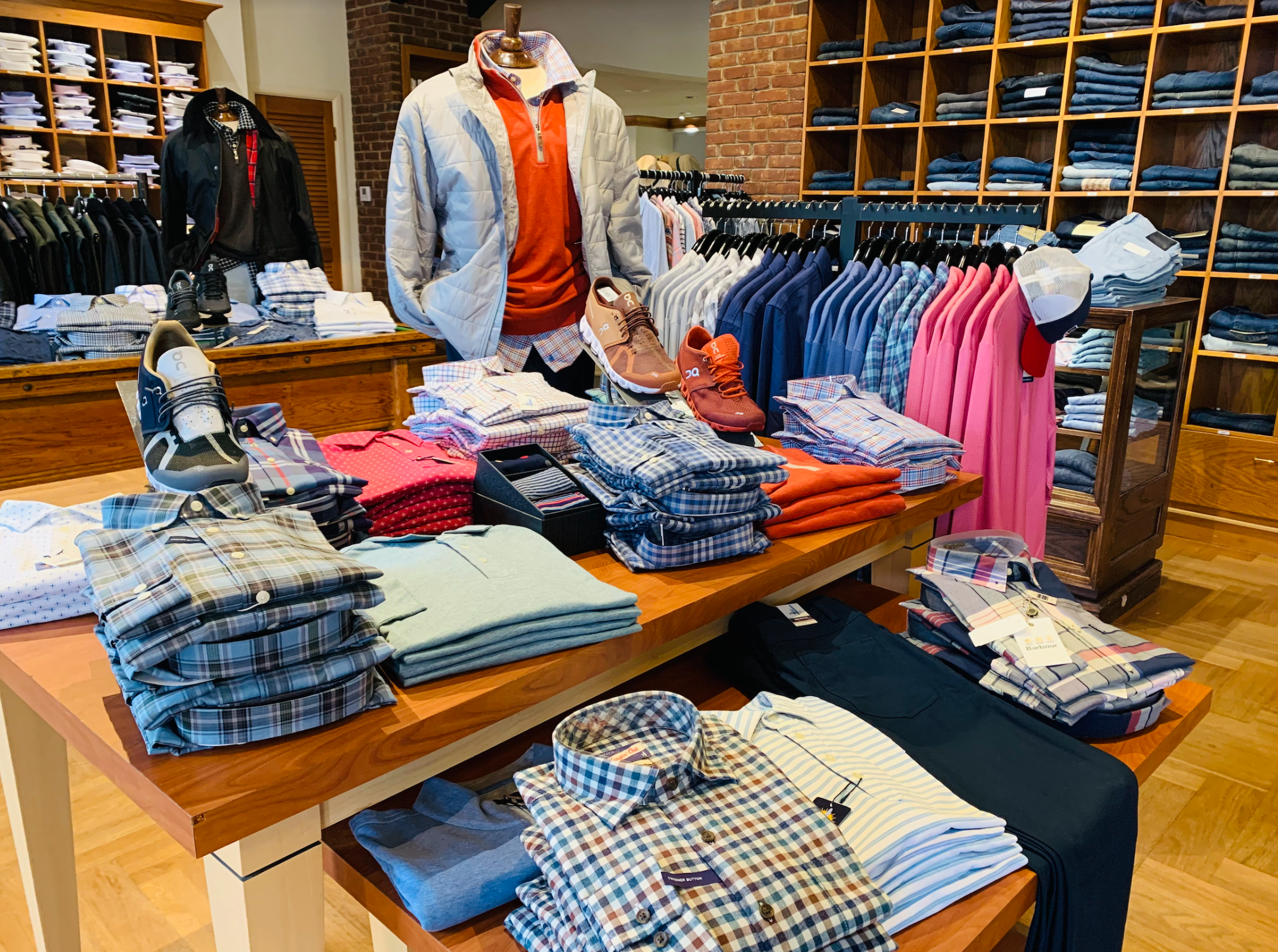 Hurwitz - Men's & Women's Clothing Store  Bratteli Family Stores